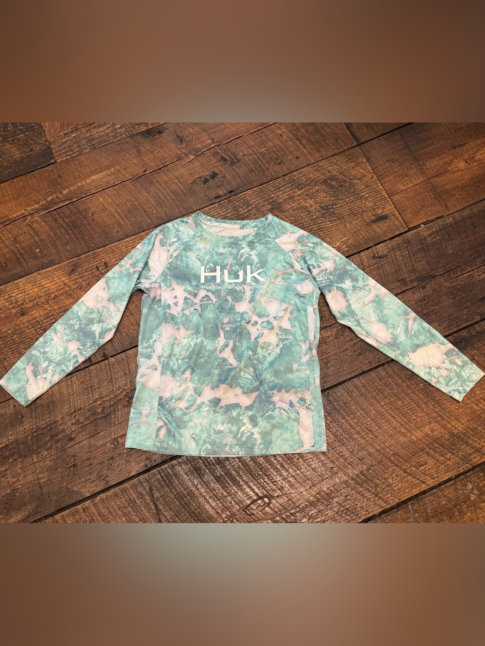 Huk Rash-Guard Sz YM